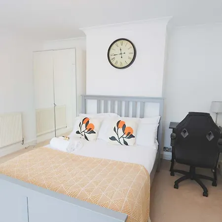 Four Bedroom House On Passage Road Vakantiehuis Bristol