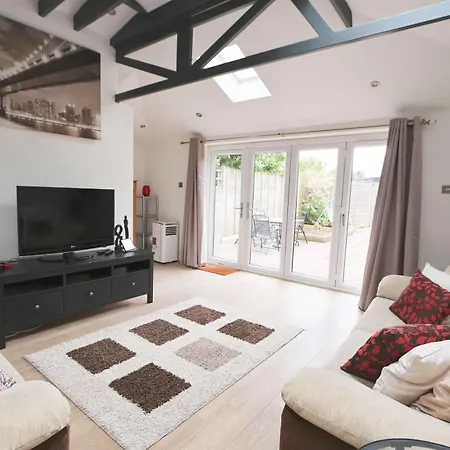 Feriehus Four Bedroom House On Passage Road