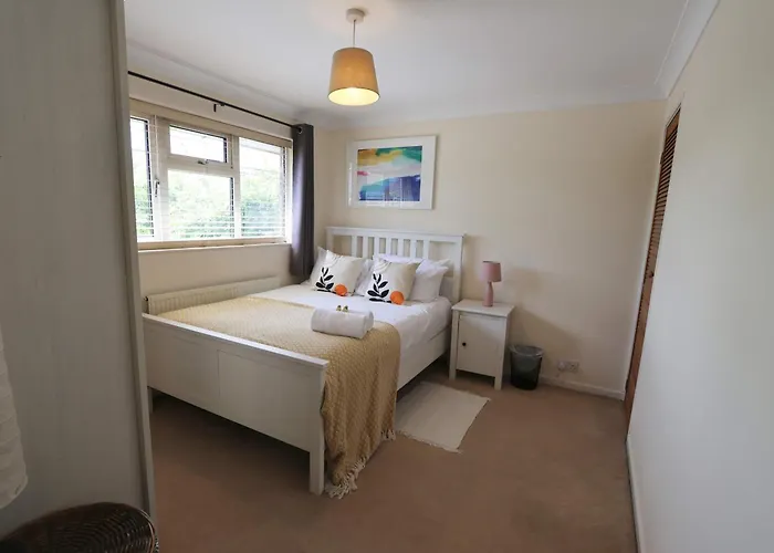 Four Bedroom House On Passage Road * Bristol