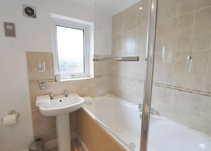 Four Bedroom House On Passage Road