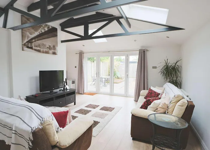 Сasa de vacaciones Four Bedroom House On Passage Road