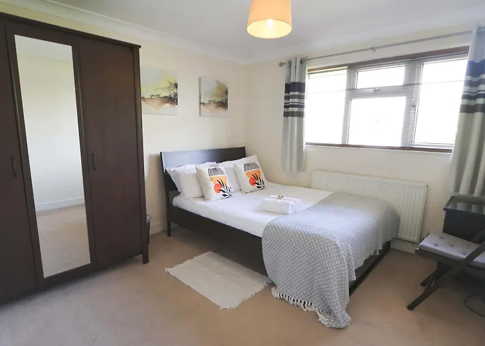 Four Bedroom House On Passage Road